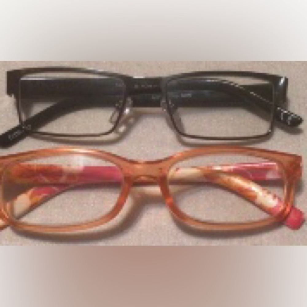 2 Reading glasses at 1.50
